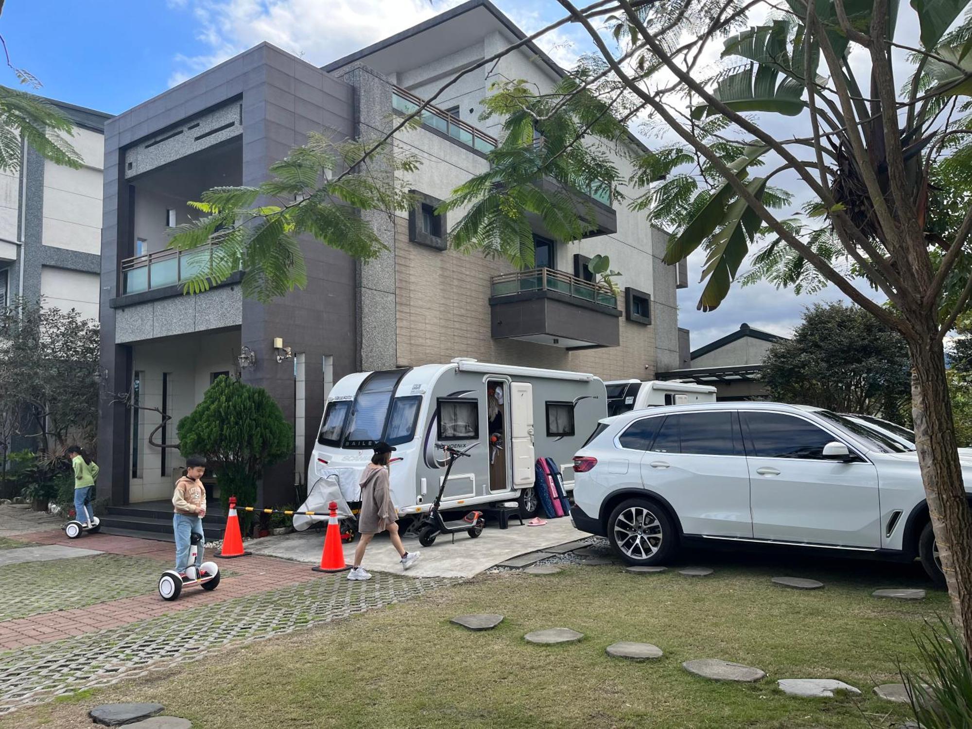 Weiden House Apartamento Luodong Exterior foto