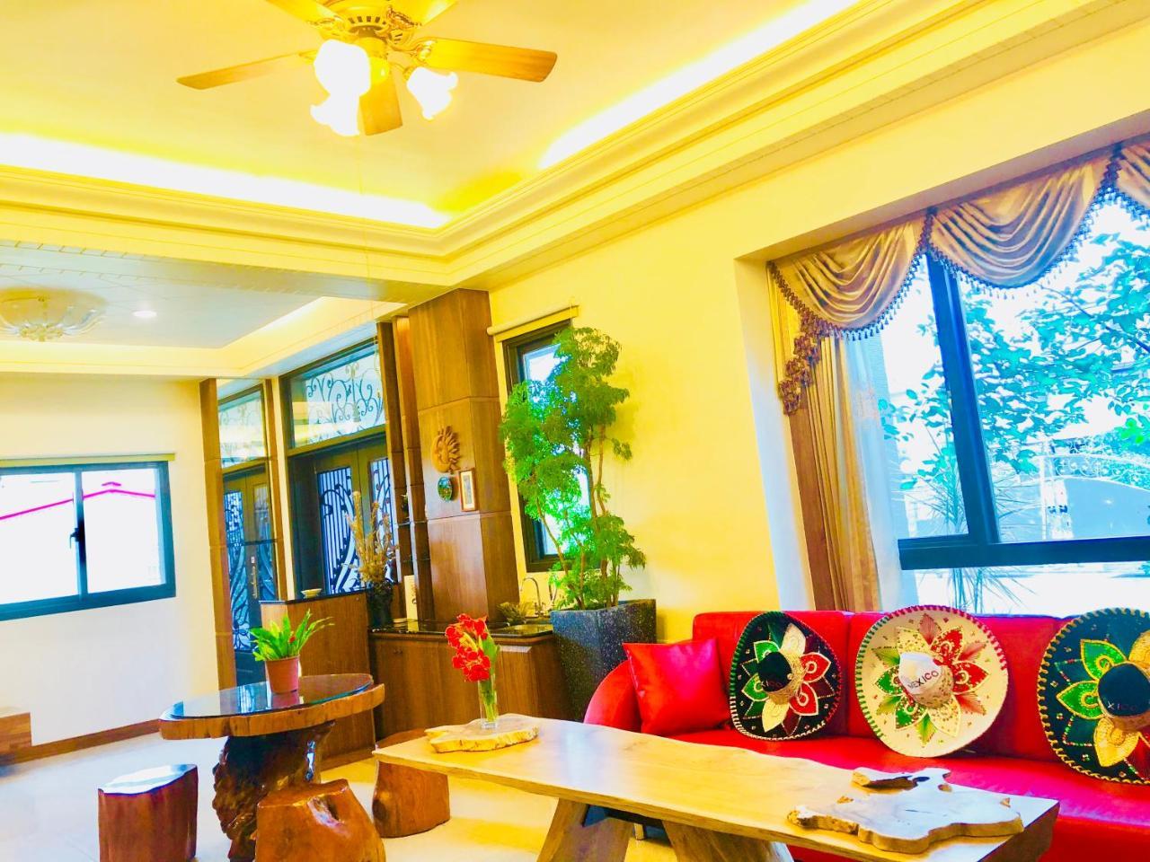 Weiden House Apartamento Luodong Exterior foto